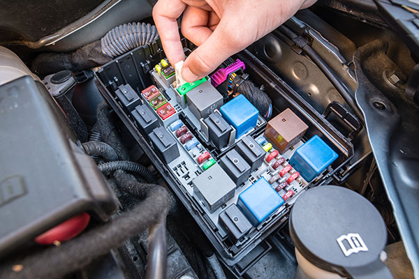 How Does a Car's Fuse Box Work? - Euro Car Tech