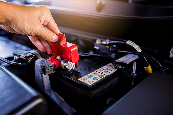 Don't Get Stranded: Recognize the Signs of Battery Trouble On Time